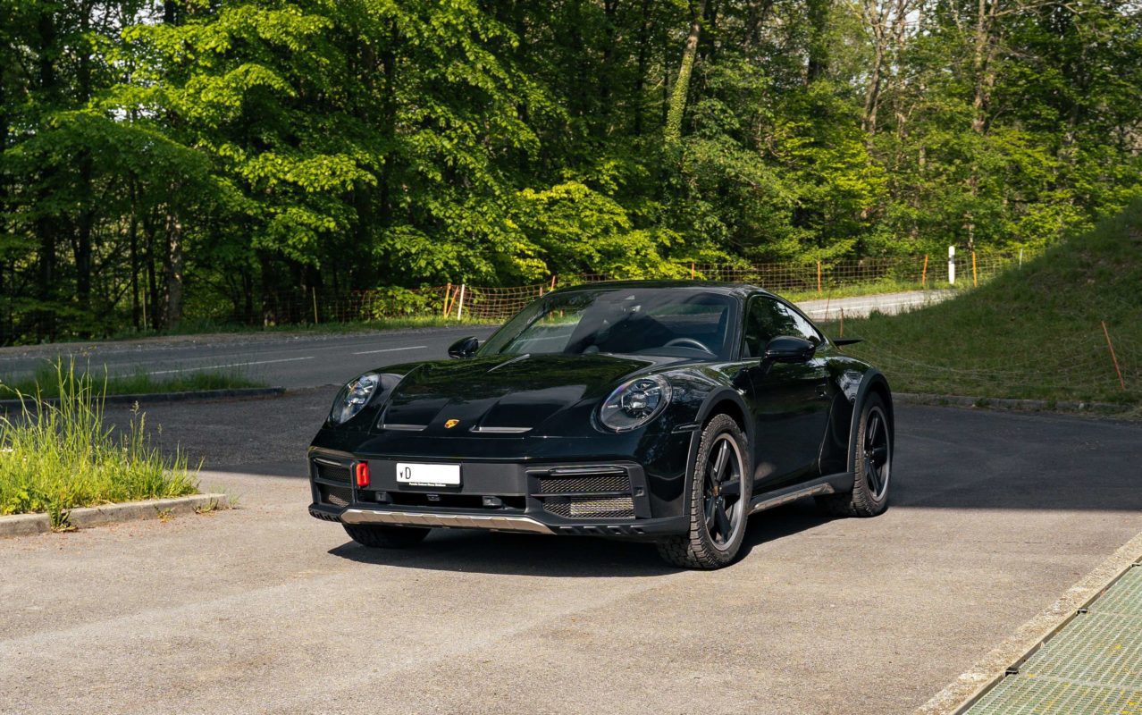 2023 Porsche 911 Dakar