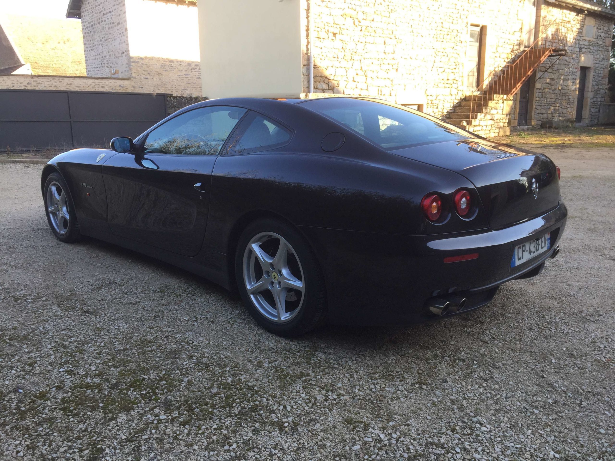 Ferrari 612 Scaglietti 2004 黒 Used 2004 Ferrari 612 Scaglietti 6-Speed Manual 1 Owner £129,950