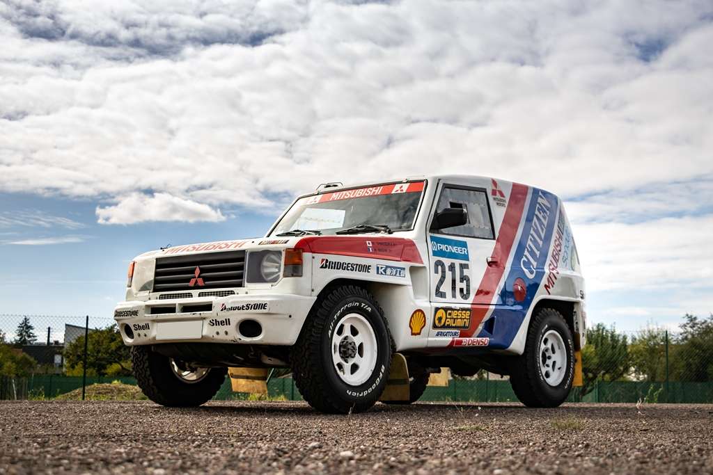 1986 Mitsubishi Pajero "Paris-Dakar" ex Works
