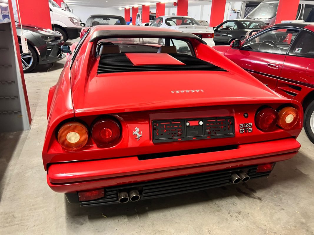 1989 Ferrari 328 GTB