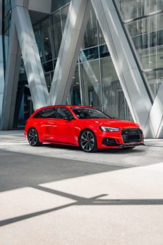 2017 Audi RS4